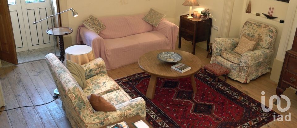 Farm T11 in Parada de Gonta of 800 m²