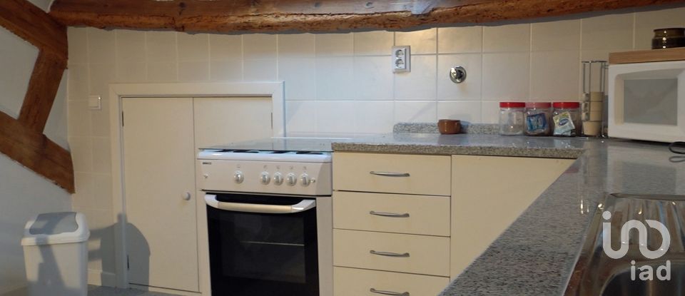 Farm T11 in Parada de Gonta of 800 m²