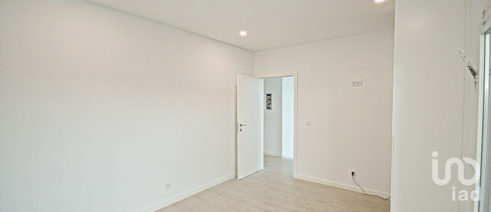 Maison T3 à Azeitão (São Lourenço e São Simão) de 173 m²