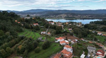 Land in Gondarém of 840 m²
