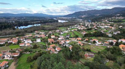 Land in Gondarém of 840 m²