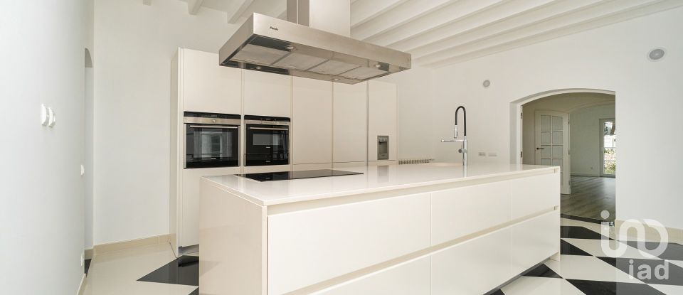 House T6 in Amoreira of 564 m²