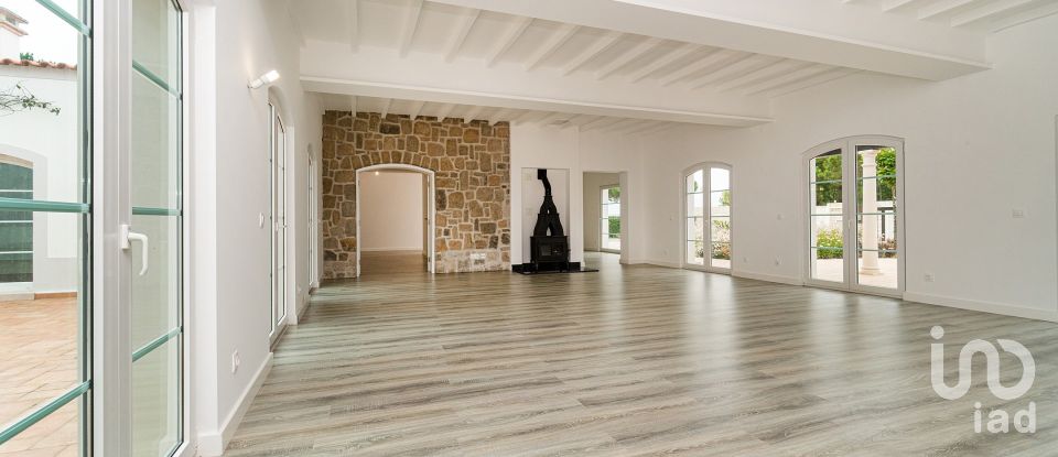 House T6 in Amoreira of 564 m²