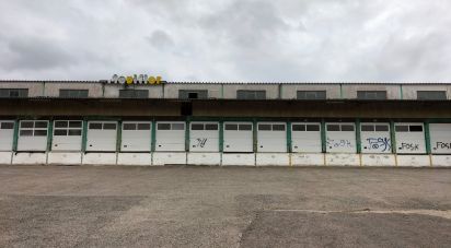 Boutique/Local commercial à Queluz e Belas de 6 235 m²