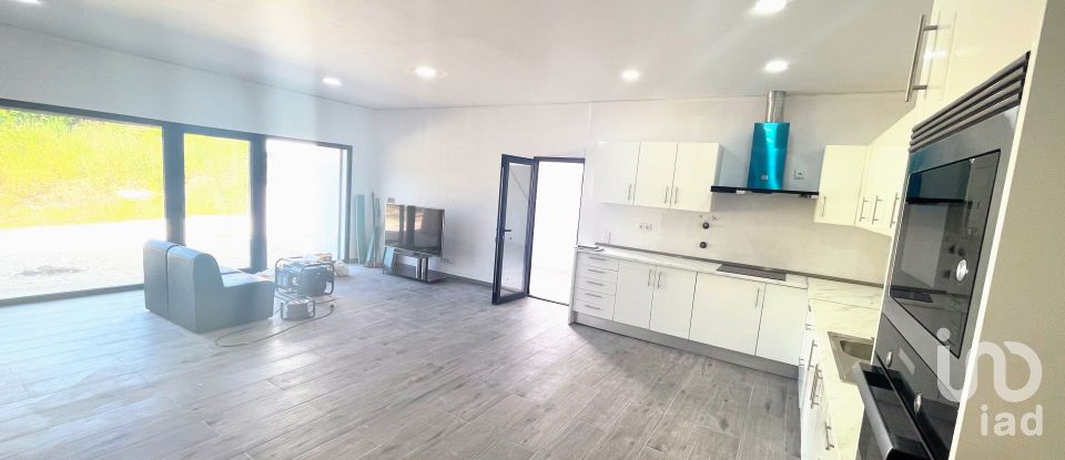 Lodge T4 in Santarém (Marvila), Santa Iria Da Ribeira De Santarém, Santarém (São Salvador) E Santarém (São Nicolau) of 508 m²