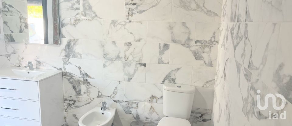 Lodge T4 in Santarém (Marvila), Santa Iria Da Ribeira De Santarém, Santarém (São Salvador) E Santarém (São Nicolau) of 508 m²