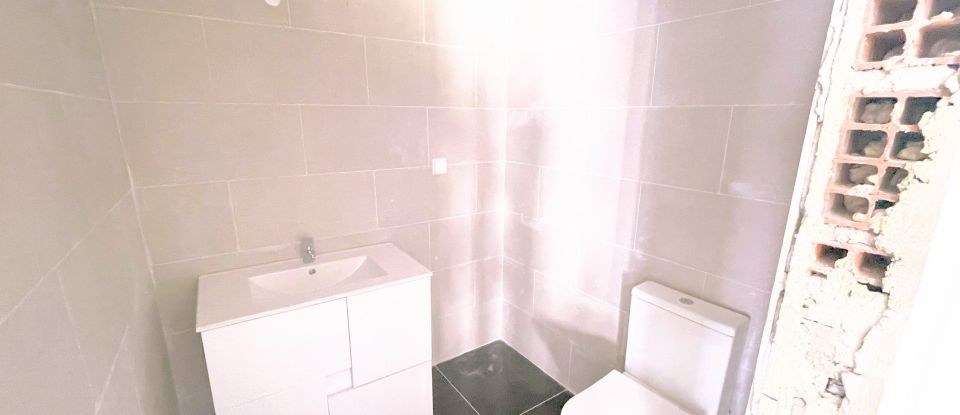 Lodge T4 in Santarém (Marvila), Santa Iria Da Ribeira De Santarém, Santarém (São Salvador) E Santarém (São Nicolau) of 508 m²