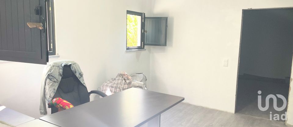 Lodge T4 in Santarém (Marvila), Santa Iria Da Ribeira De Santarém, Santarém (São Salvador) E Santarém (São Nicolau) of 508 m²