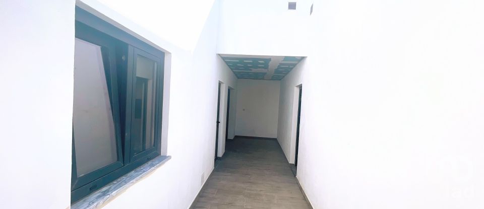 Lodge T4 in Santarém (Marvila), Santa Iria Da Ribeira De Santarém, Santarém (São Salvador) E Santarém (São Nicolau) of 508 m²