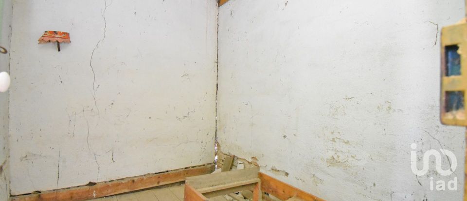 Maison de village T2 à Vila Nova de 200 m²