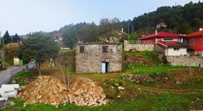 Maison T3 à Vilela, São Cosme e São Damião e Sá de 597 m²