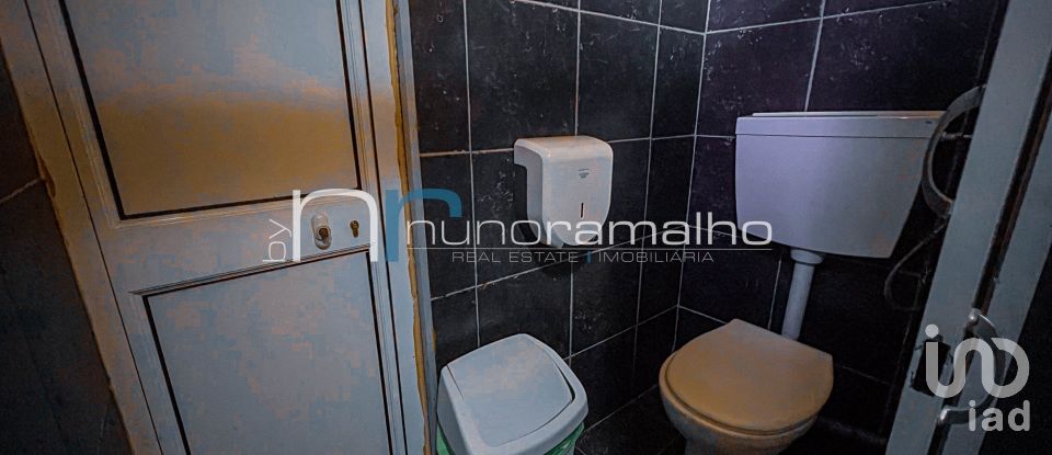 Shop / premises commercial in Vilar Formoso of 166 m²