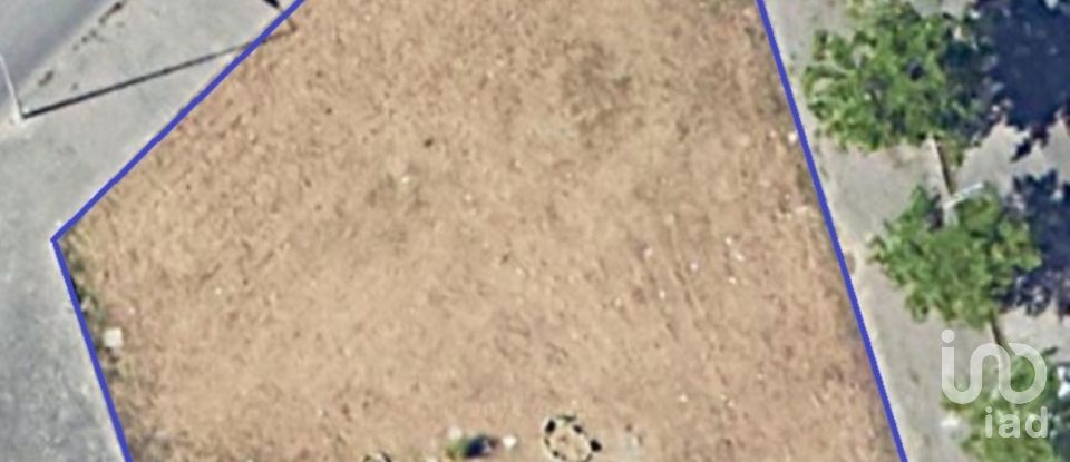 Terrain à Caparica e Trafaria de 804 m²