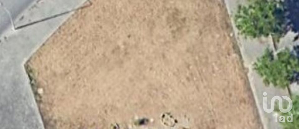 Terrain à Caparica e Trafaria de 804 m²