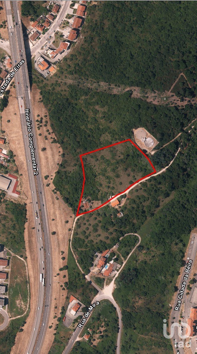 Terreno urbano em Eiras E São Paulo De Frades de 15 300 m²