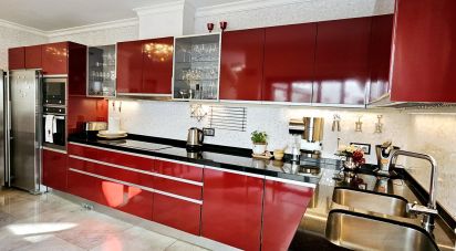 Maison T6 à Alvor de 217 m²