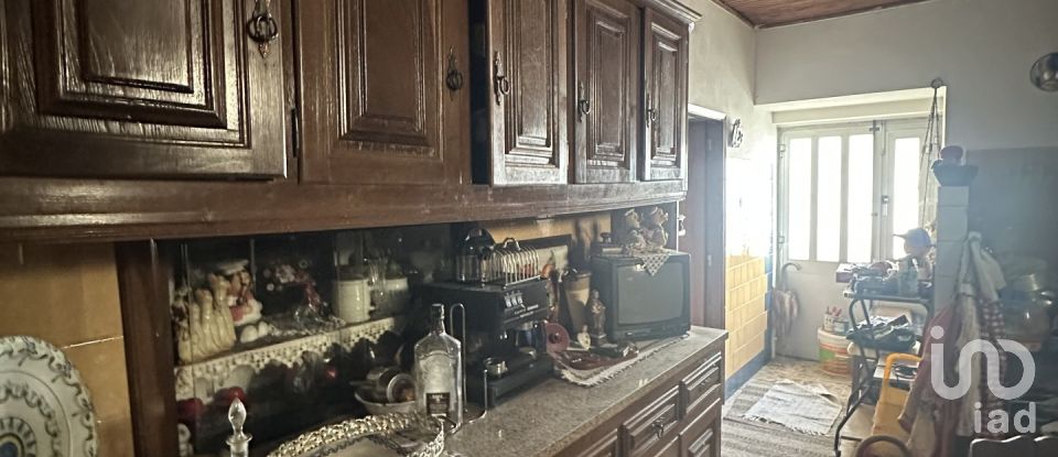 Village house T4 in Alvações do Corgo of 420 m²