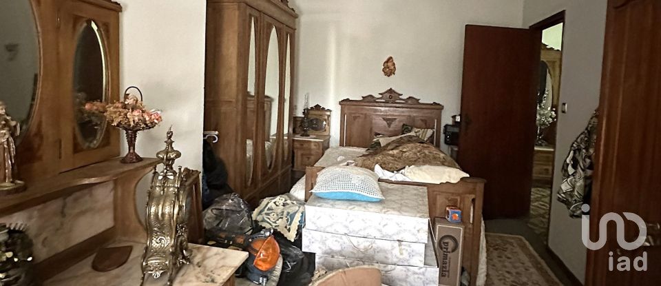 Village house T4 in Alvações do Corgo of 420 m²