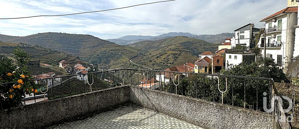 Village house T4 in Alvações do Corgo of 420 m²