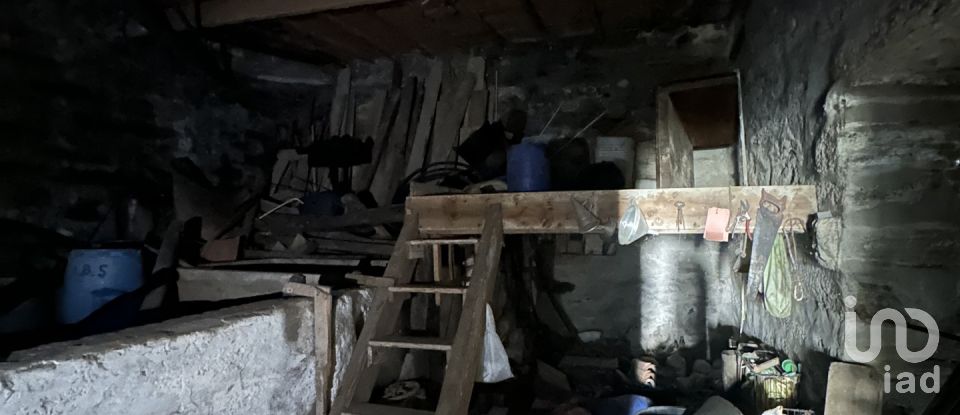 Village house T4 in Alvações do Corgo of 420 m²