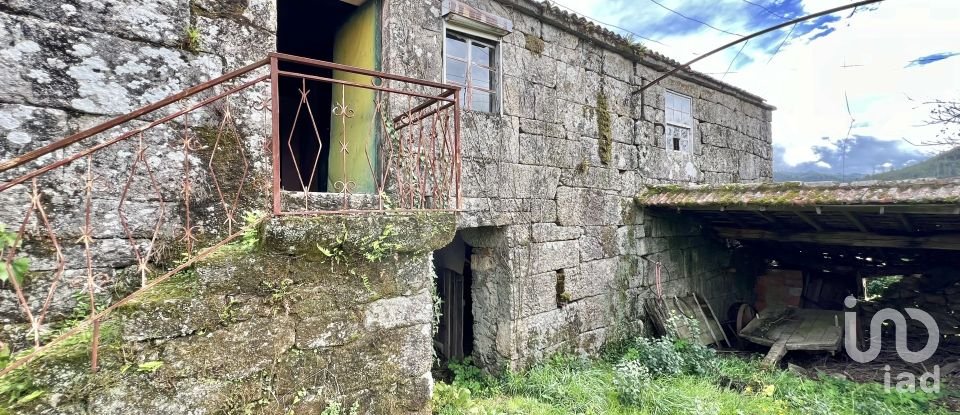 Casa de aldeia T0 em Cambra e Carvalhal de Vermilhas de 350 m²
