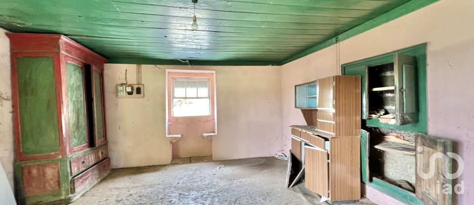 Casa de aldeia T0 em Cambra e Carvalhal de Vermilhas de 350 m²