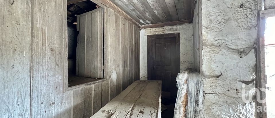 Casa de aldeia T0 em Cambra e Carvalhal de Vermilhas de 350 m²