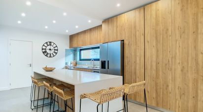 Maison T3 à Esmoriz de 222 m²