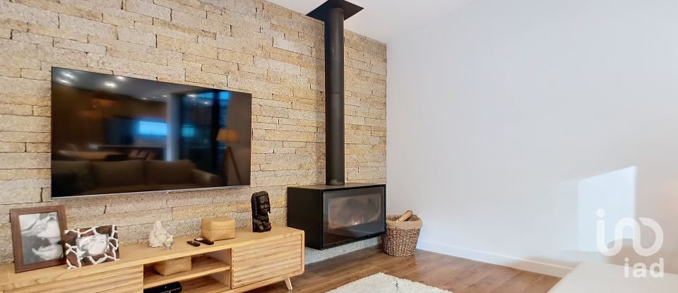 Moradia T3 em Esmoriz de 222 m²
