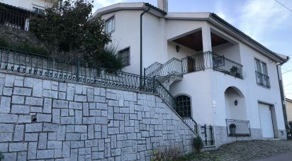 Maison traditionnelle T4 à Oliveira do Hospital e São Paio de Gramaços de 262 m²