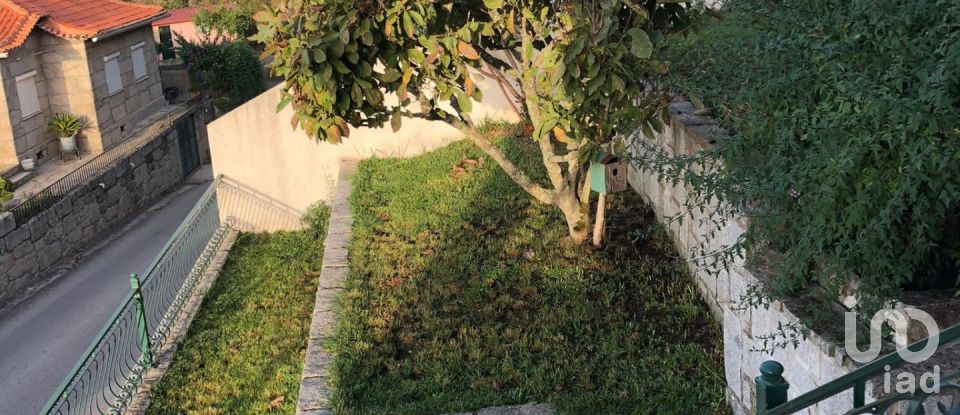 Casa tradicional T4 em Oliveira do Hospital e São Paio de Gramaços de 262 m²