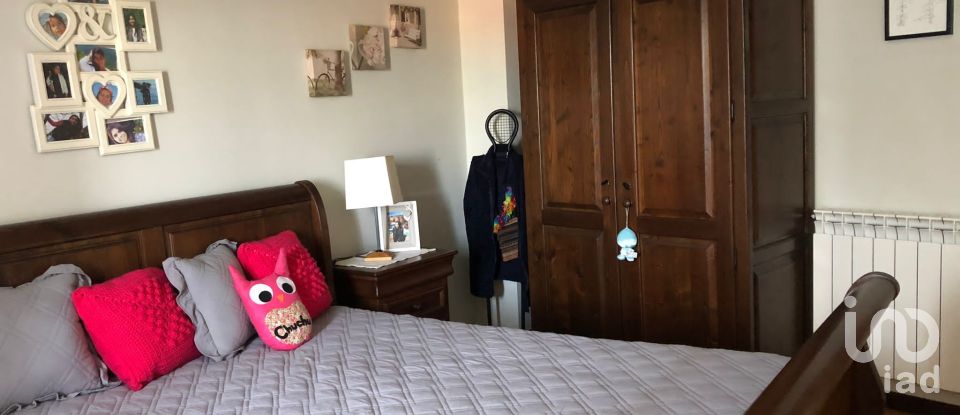 Casa tradicional T4 em Oliveira do Hospital e São Paio de Gramaços de 262 m²