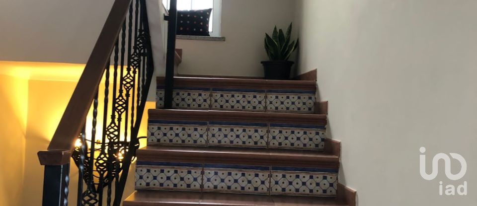 Casa tradicional T4 em Oliveira do Hospital e São Paio de Gramaços de 262 m²