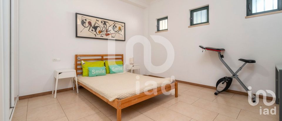 House T4 in Quarteira of 240 m²