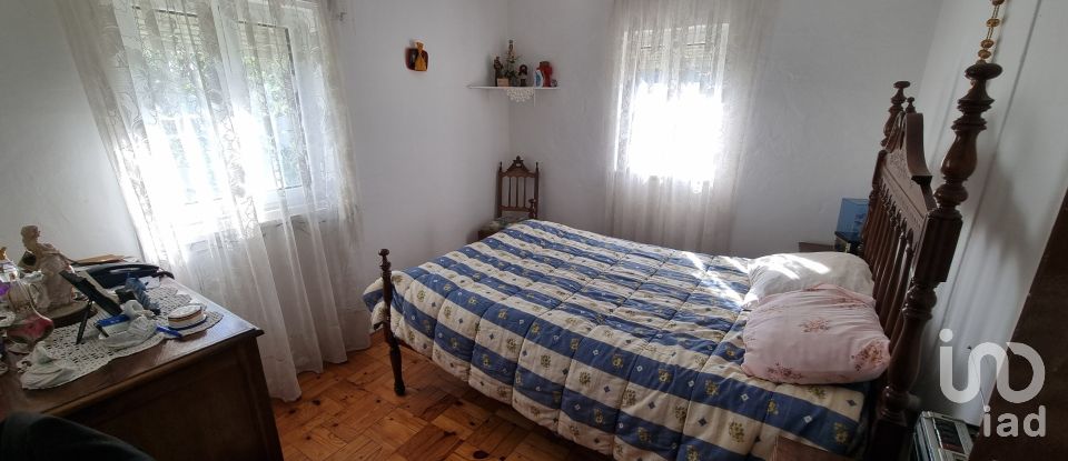 Farm T3 in Celorico (São Pedro e Santa Maria) e Vila Boa do Mondego of 160 m²