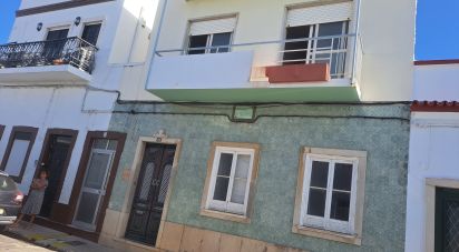 Traditional house T6 in Olhão of 206 m²