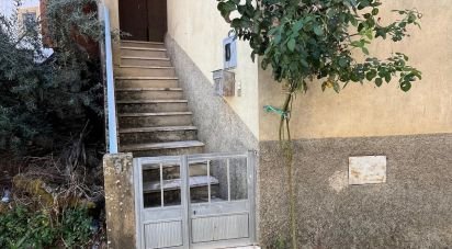 Maison T3 à Sobreira Formosa e Alvito da Beira de 118 m²