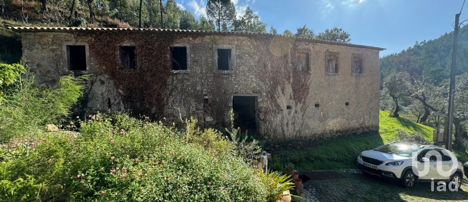 House T3 in Figueiró dos Vinhos e Bairradas of 266 m²