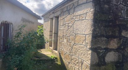 Maison de village T3 à Santa Cruz da Trapa e São Cristóvão de Lafões de 176 m²