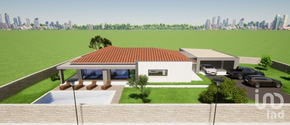 Terreno urbano em Friestas de 1 093 m²