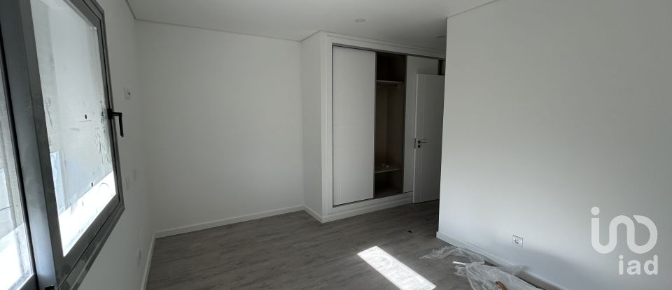 Maison T3 à Tavira (Santa Maria e Santiago) de 195 m²