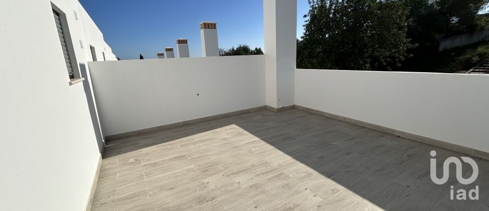 Maison T3 à Tavira (Santa Maria e Santiago) de 195 m²