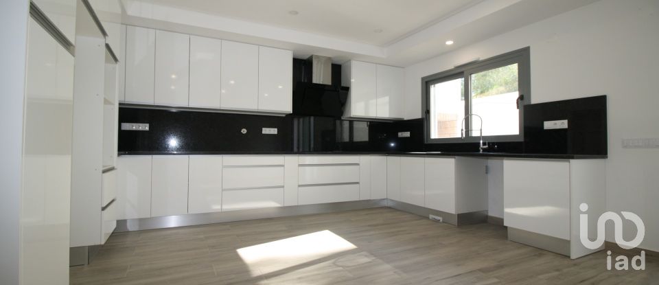 Maison T5 à Tavira (Santa Maria e Santiago) de 255 m²