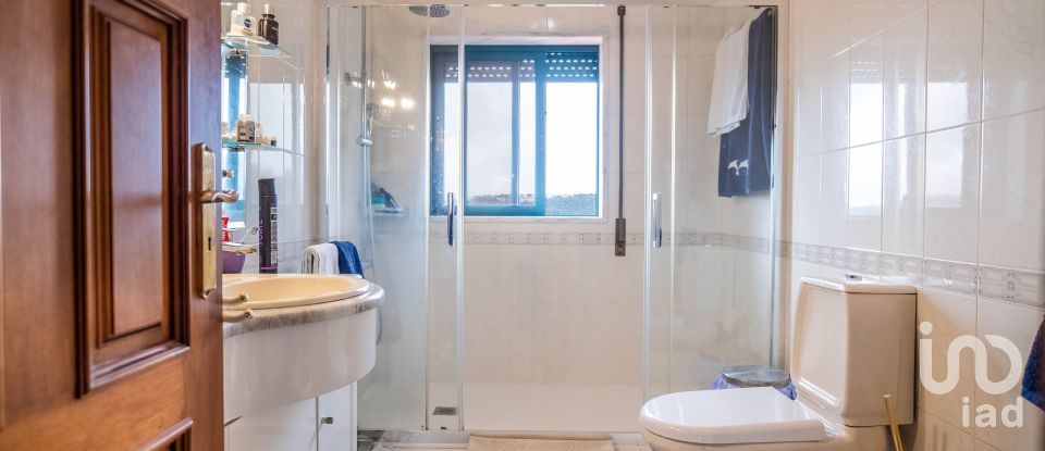 Moradia T3 em Abação E Gémeos de 189 m²