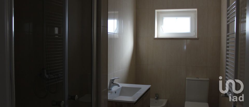 Moradia T4 em Caldas da Rainha - Nossa Senhora do Pópulo, Coto e São Gregório de 320 m²