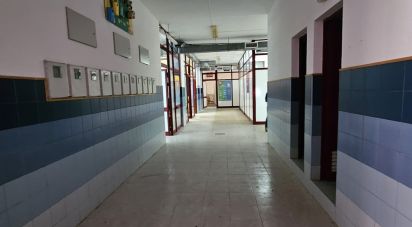 Boutique/Local commercial à Quarteira de 738 m²