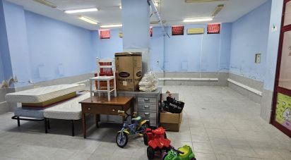 Boutique/Local commercial à Quarteira de 738 m²