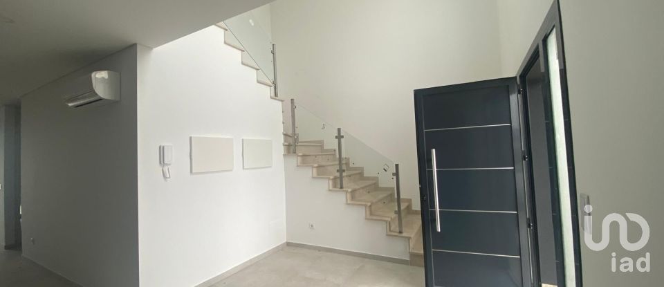 Maison T4 à Nossa Senhora da Piedade de 218 m²