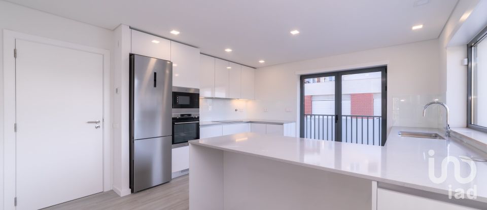 Moradia T4 em Tavarede de 174 m²