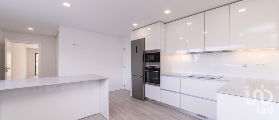 Moradia T4 em Tavarede de 174 m²